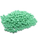 10g Skleněné korálky 3mm – rokajl matně zelené