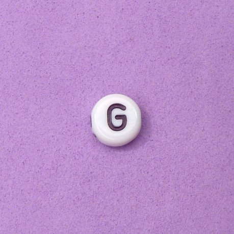 1 ks Korálek s písmeny G - černá písmena na bílém podkladu 7 x 3 mm